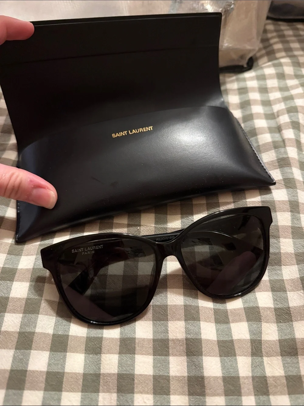 Yves Saint Laurent Black Cat-Eye Sunglasses with Case - Picture 1 of 6